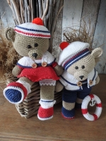 Funny bear Rody & Amy